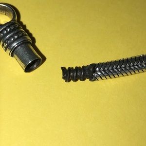 *SPECIAL* Necklace enables you to wear multiple Pendants